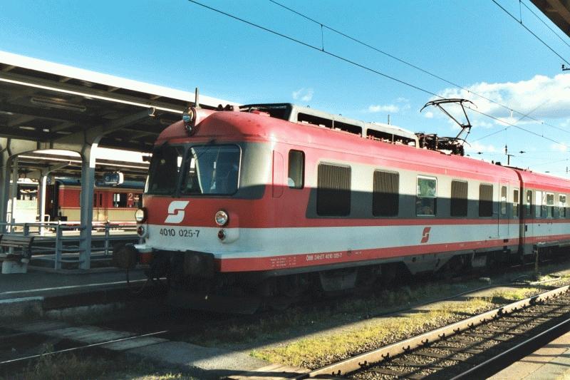 BB 4010-025 in Graz Hauptbahnhof (November 2002)