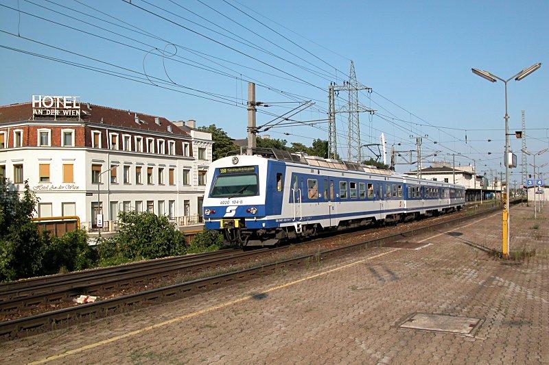 �BB 4020 104-8 mit S 50, Wien H�tteldorf, 12.08.2005