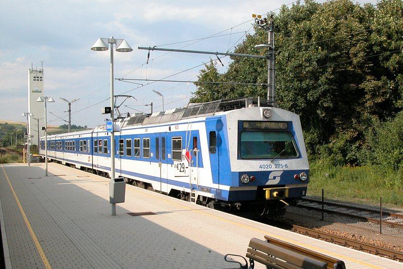 �BB 4020 275-6 mit 24591 (S 2), Schleinbach, 13.08.2005
