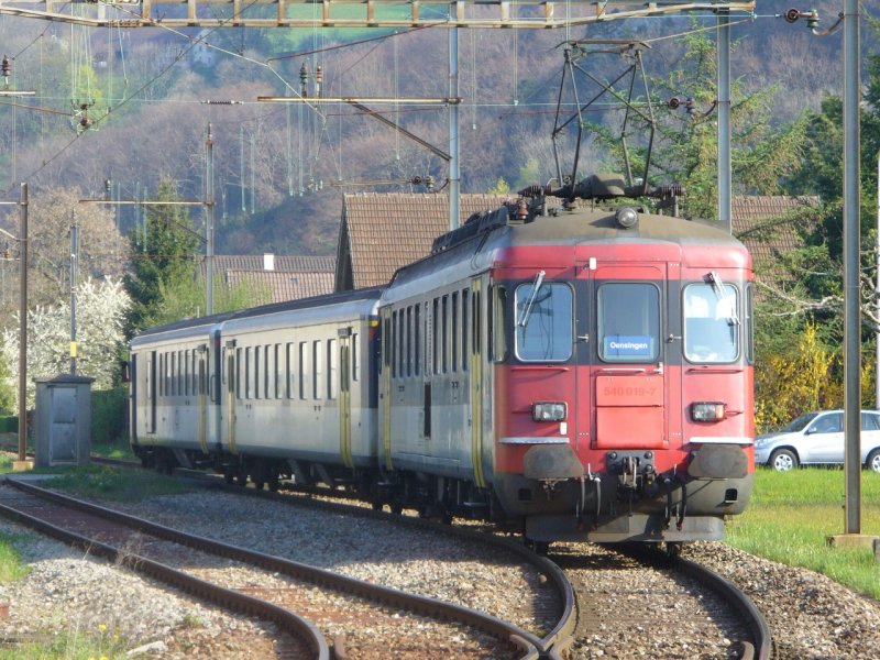 OeBB - Ausfahrender Pendelzug mit RBe 4/4 205 + AB 505 + BDt 905 .. Foto vom 14.04.2007