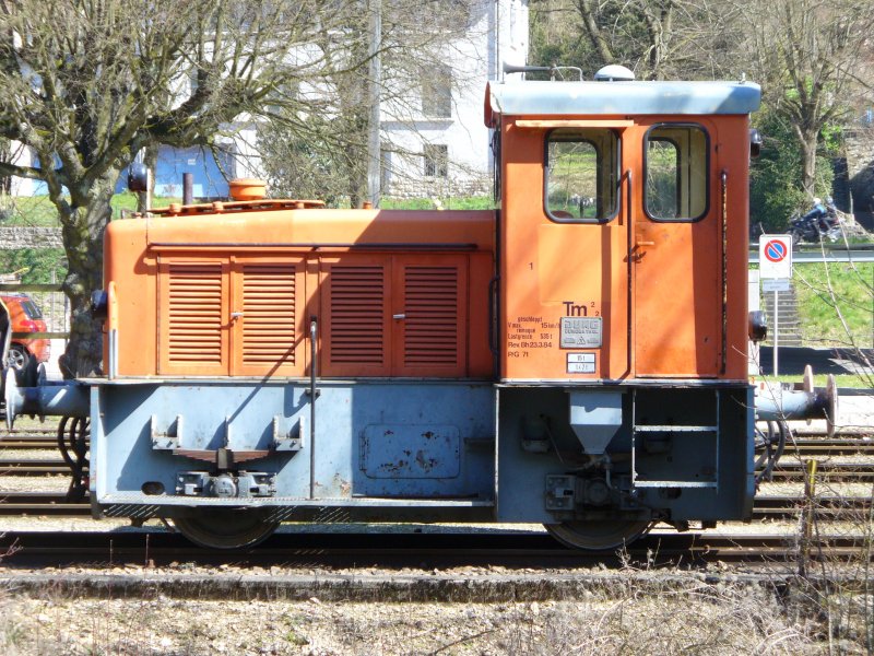 OeBB - Dieselrangierlok Em 2/2 1 im Bahnhofsareal von Klus am 06.04.2007
