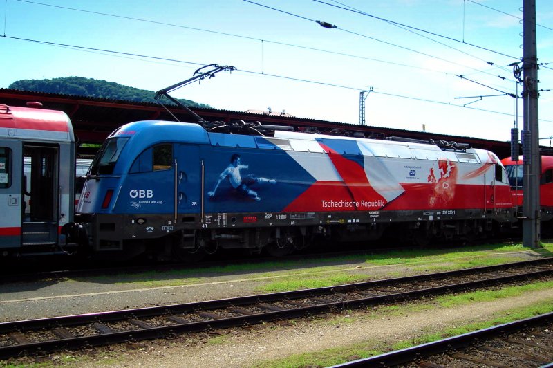 BB EM-Lok 1216226-1 Tschechien in Salzburg Hbf. 12.07.08