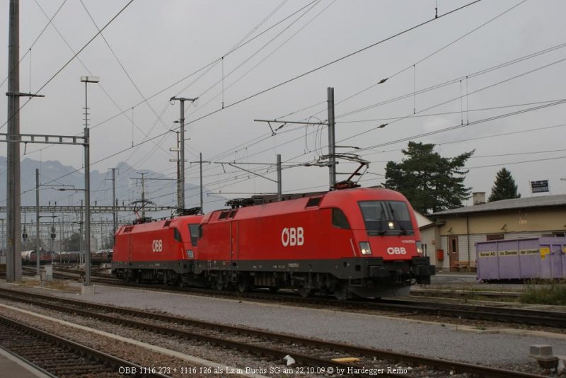 BB-Lokzug mit 1116 273 und 1116 126 verlassen den Grenzbahnhof Buchs SG in richtung Heimat.
Buchs SG 22.10.09
