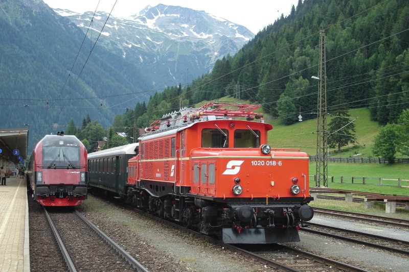 BB Railjet m. 1116.212 und 1020018-6  waren die einzigen Fahrzeuge zur   Railshow   anllich 100 J. Tauernbahn in Mallnitz. 5.7.09