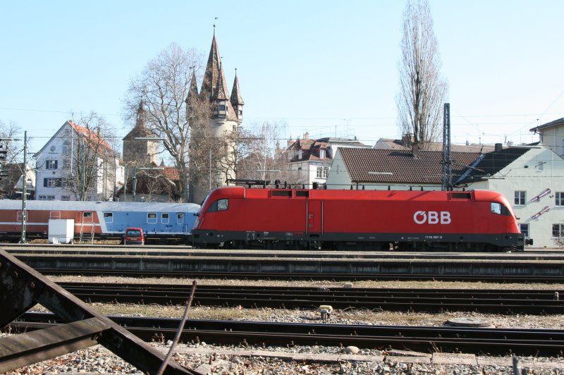 BB Taurus 1116 067-8 am 09.02.08 beim rangieren im Bahnhof Lindau.