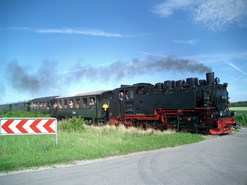 �chsle Zug mit BR99 Schmalspur. 
Aufgenommen zwischen �pfingen und Barabein am 24.07.2007