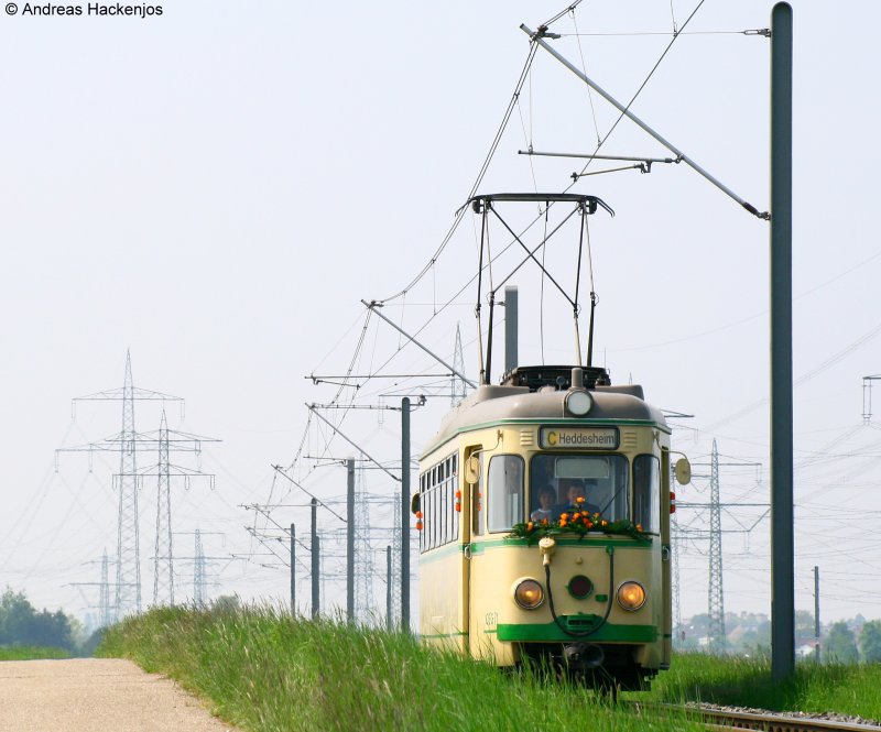 OEG 71 als Sonderfahrt nach Heddesheim zwischen Heddesheim und Wallstadt Ost am 2.5.09