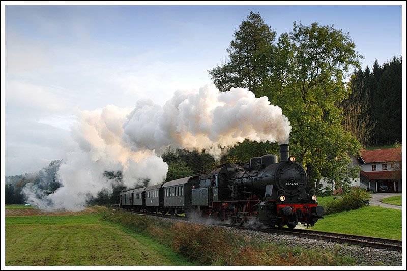 �GEG 657.2770 mit einem Personenzug, welcher am 4.10.2008 anl�sslich der Ampflwanger Dampftage in Verkehr gesetzt wurde, aufgenommen bei Kilometer 3,5.
