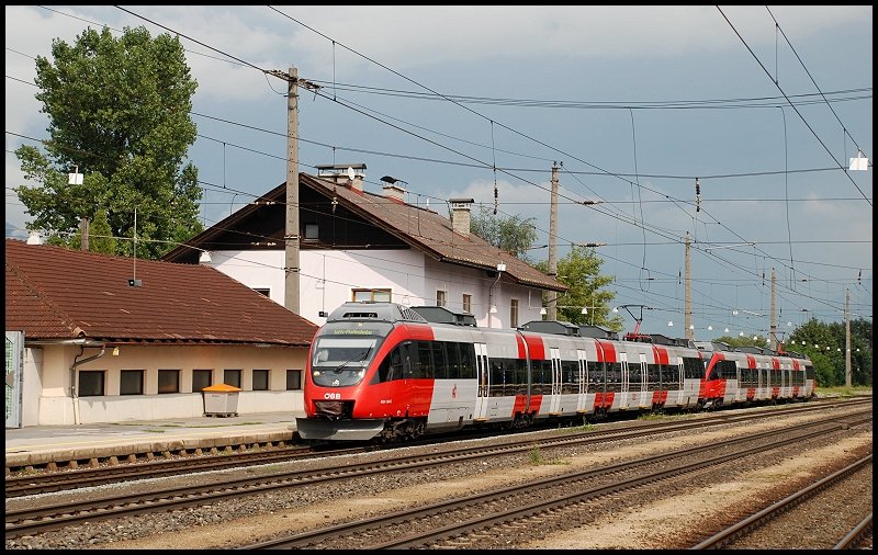 sterreichurlaub 2008 - BB: Ein Regionalzug in Brixlegg. Aufgenommen am 01.September 2008.