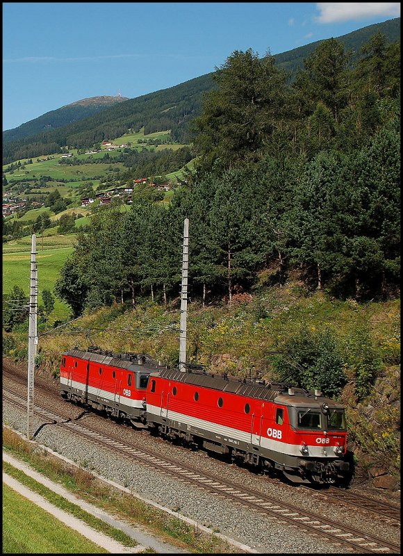 sterreichurlaub 2008 - BB: Zwei 1144er sind auf dem Weg nach Wrgl. Aufgenommen am 02.September 2008 in Matrei(a.Brenner).