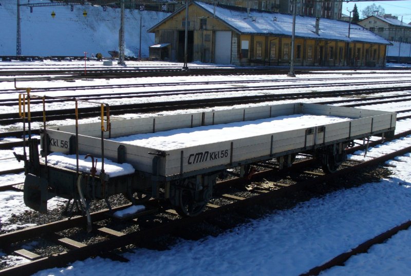 Offener Gterwagen Kkl 58 im TRN - CJ Schmalspur-Gterbahnhof von La Chaux de Fonds am 02.02.2007