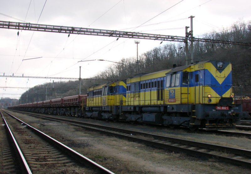 OKD 740 460-1 und 740 845-3 am 16.02.2008 in Kralupy