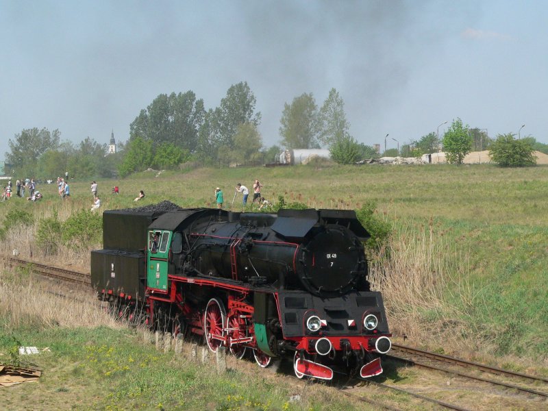 Ol 49 7 auf der Dampflokparade am 28.4.2007 in Wolsztyn.