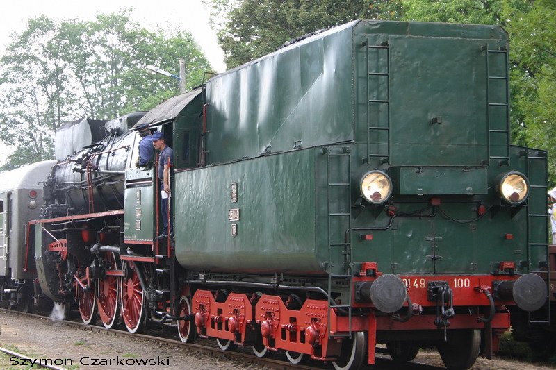 Ol49-100 + 25D49-19 in Rabka-Zaryte am 29.07.2006