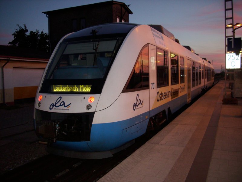 OLA-Triebwagen 701 am 17.September 2009 vor der letzten Fahrt am Tag nach Lauterbach Mole in Bergen/Rgen.