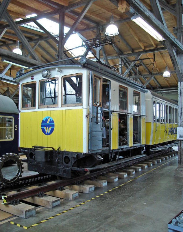 Oldtimertriebwagen der Wendelsteinbahn zu besichtigen in der Lokwelt Freilassing. 9/08
