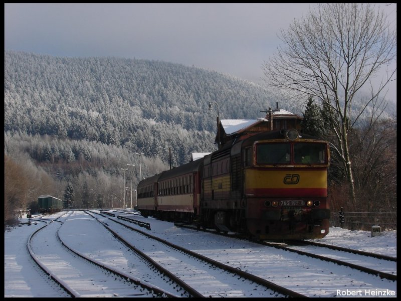 Os 6608 mit 753 192 in Krizany am 03.01.2009