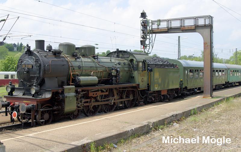 P8 BR38 3199 Amstetten Bahnhof 06.2005. Sonderfahrt zu den M�rklin Tagen in G�ppingen. 