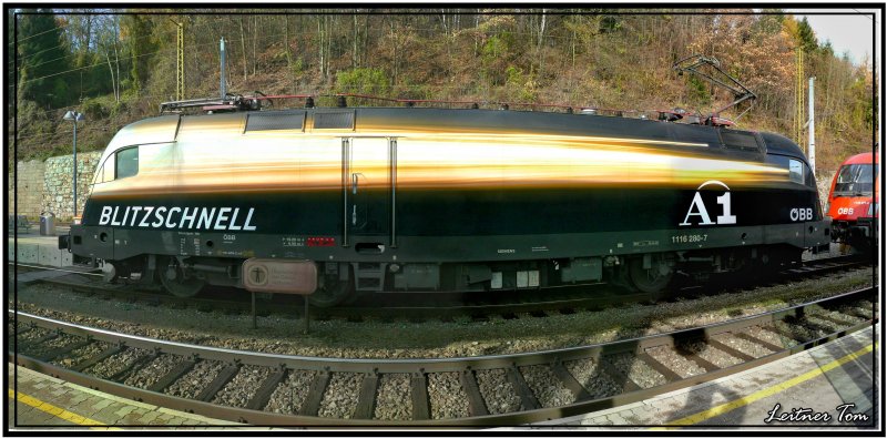 Panoramafoto der A1 Werbelok 1116 280 fotografiert in Leoben Hbf. 7.11.2007