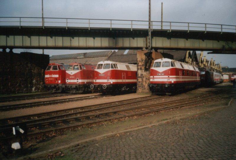 Parade der SEM Loks 118, V180 und 119 im RAW chemnitz