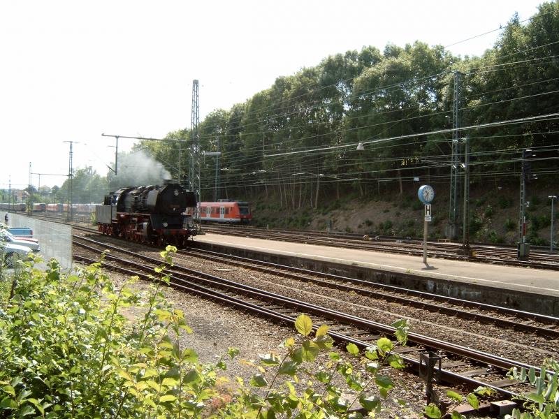 Pendelzug im Bahnhof von Backnang im Juni 2004