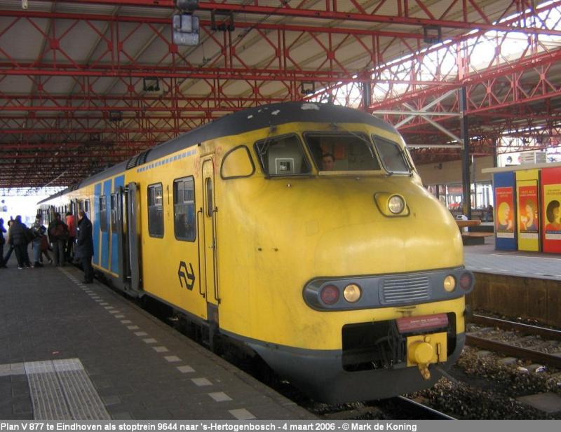 Plan V 877 in Eindhoven als trein 9644 naar 's-Hertogenbosch, 4 maart 2006