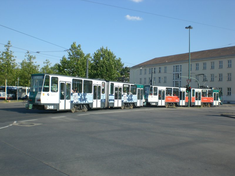 Potsdam: Stra�enbahnlinie 91 nach Bahnhof Rehbr�cke am Hauptbahnhof.