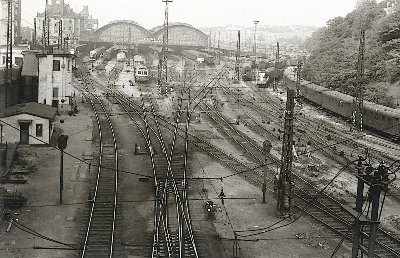 Prag - Hauptbahnhof Hlavni - Mai 1967 (Foto J.J. Barbieux)
