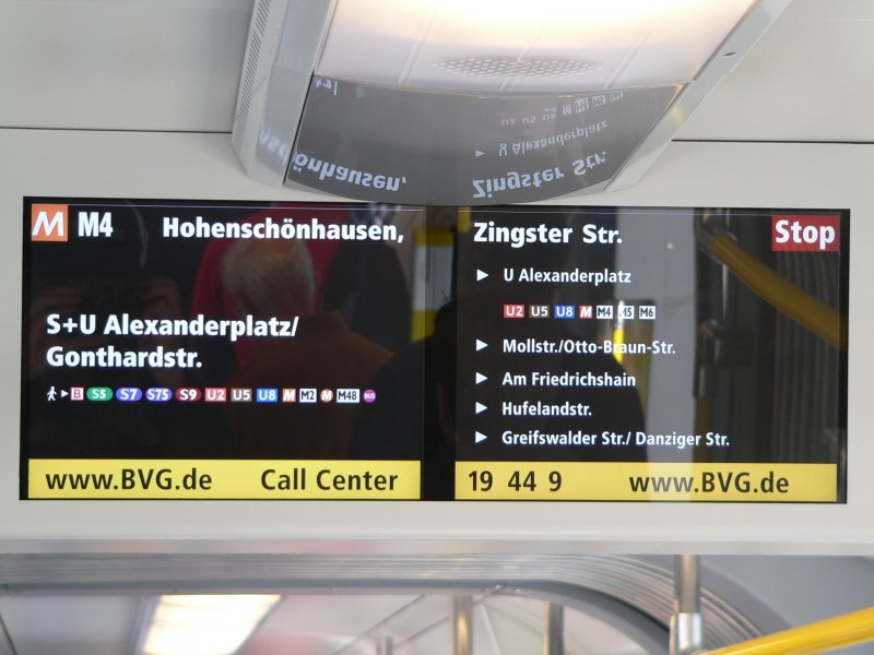 Praktische Neuerung in der Flexity-Tram: bersichtliche Haltestellenanzeigen. 28.9.2008, Innotrans Berlin