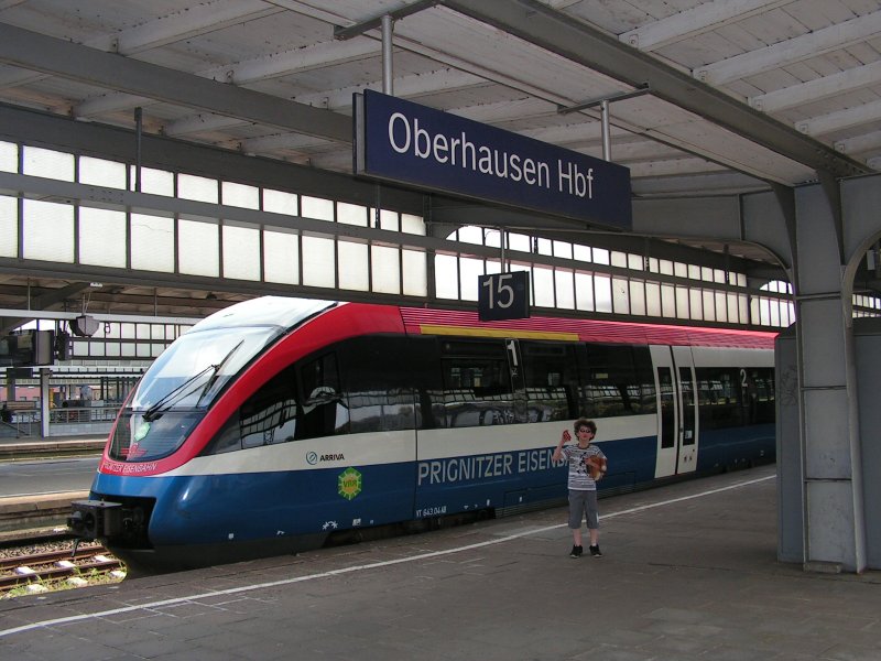 Prignitzer Eisenbahn am Oberhausener HbF ,startbereit richtung Duisburg-Ruhrort am 2.5.2009
