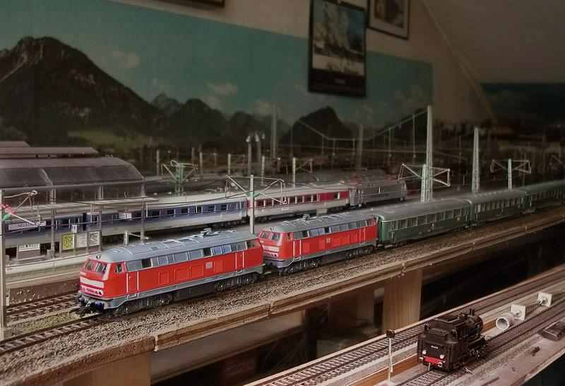 Probefahrt mit 8 Altbau D-Zugwagen.