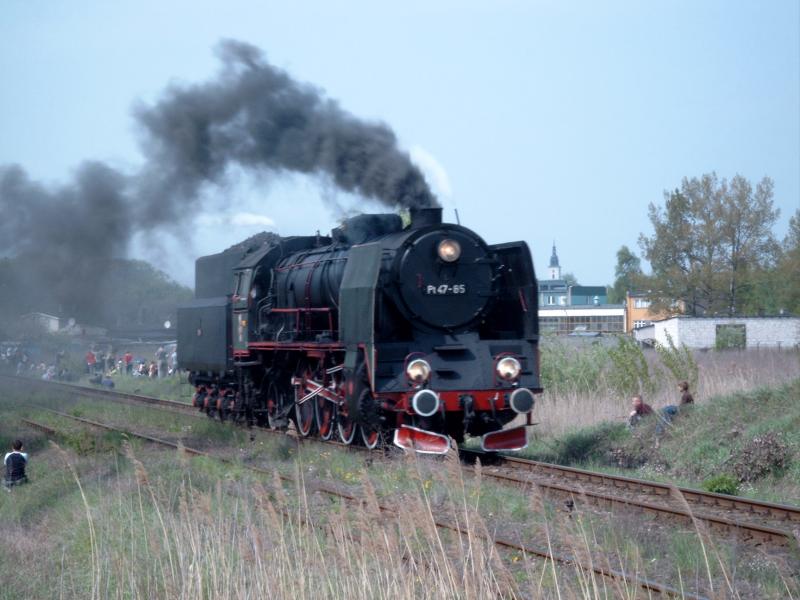 Pt47 85 auf der Dampflokparade am 1.5.04 in Wolsztyn.