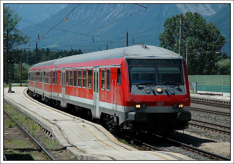 R 5116 von Innsbruck nach Rosenheim am 16.7.2007 bei der Einfahrt in Brixlegg in Tirol.