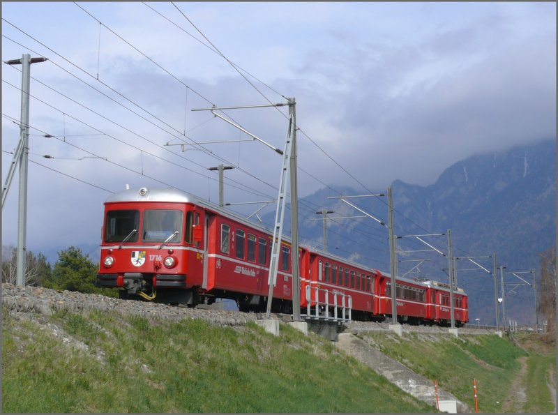 R1553 Schiers - Rhzns bei Chur West. (31.03.2008)