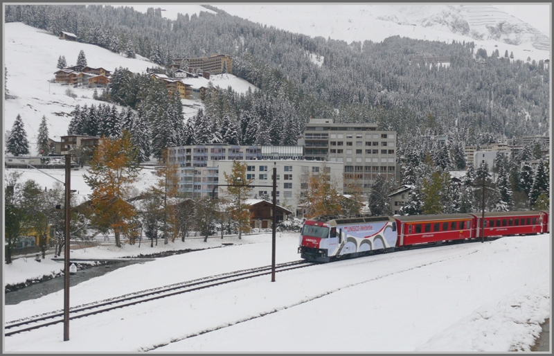 R1837 nach Filisur mit Ge 4/4 III 650  Seewis-Valzeina  verlsst Davos Platz. (18.10.2009)