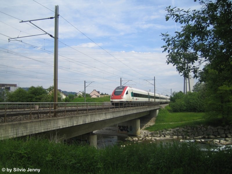 RABDe 500 023-7 ''Charles Ferdinand Ramuz'' als ICN 2122 nach Biel/Bienne bei der Tssmhle am 24.5.08.