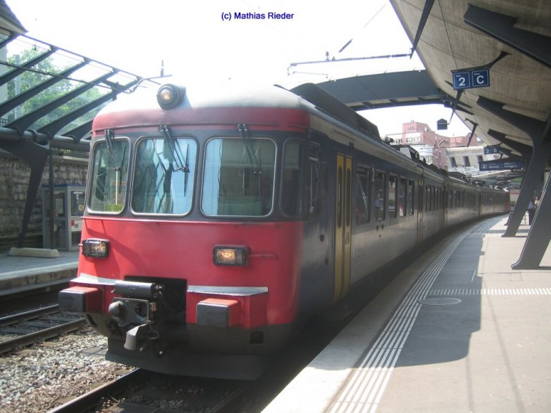 RABDe 510 004 und 000 in Stadelhofen von Thayngen nach Herrliberg- Feldmeilen am 20.07.07