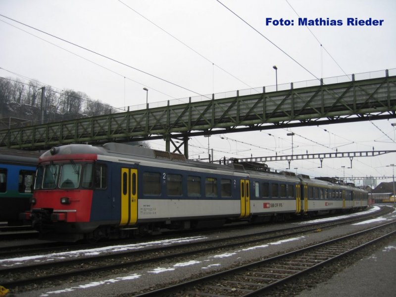 RABDe 510 017 im Depot Olten Abgestellt, am 20.12.08 Diese Zge haben leider Zrich Verlassen und warten nun in Olten den Termin ab bis sie Verschrottet werden knnen.
