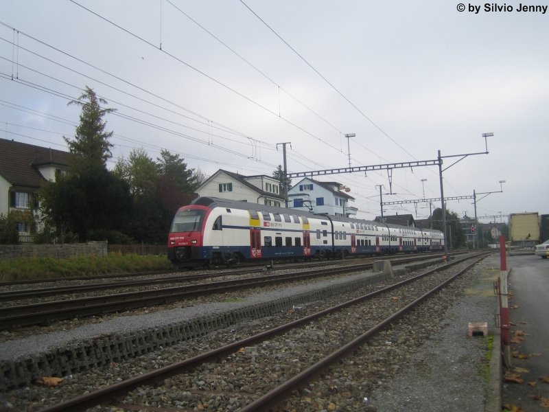 RABe 514 044-7 als S7 nach Winterthur am 25.10.08 in Meilen