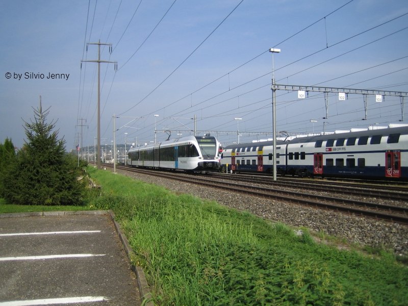 RABe 526 768-7 am 16.9.06 mit Regio bei der UA Oberwinterthur
