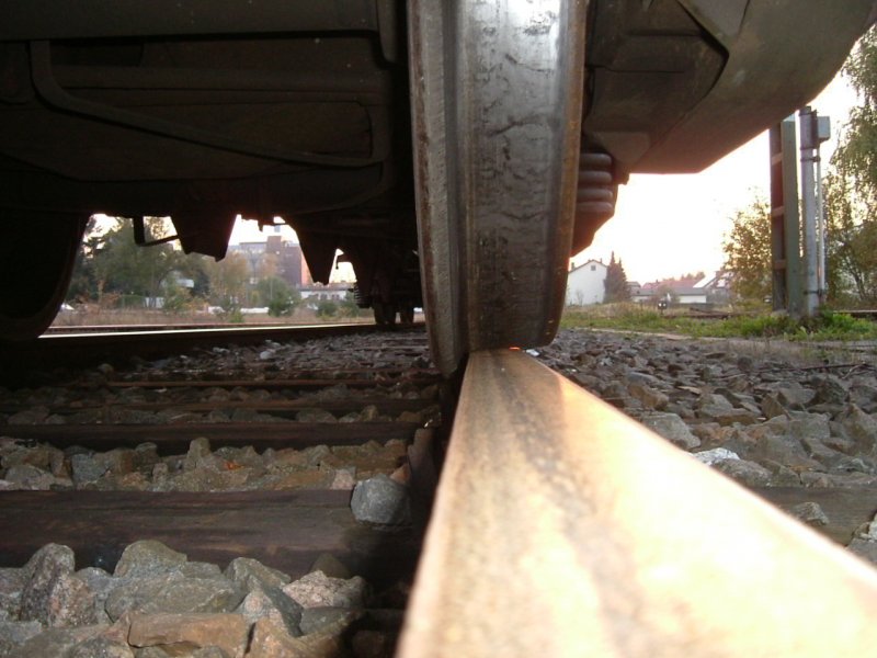 Rad auf Schiene - Das ist Eisenbahn! Ein Rad von einem Tads-y in Hirschau. 16.10.2007
