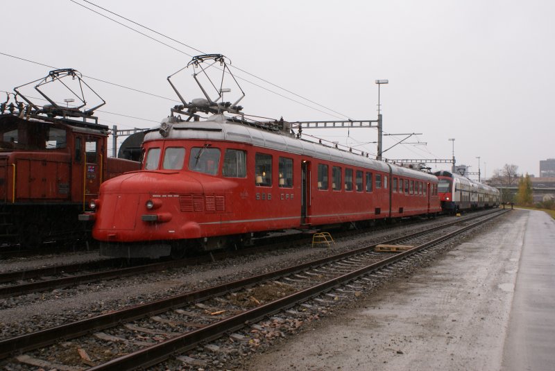 RAe 506 605
Erbauer SLM/SWS/BBC/MFO/SAAS/Skoda/SOB 1939 - 15kV / 16.7Hz - 
1435mm - 840 KW - 93.0t - 140 kmh
