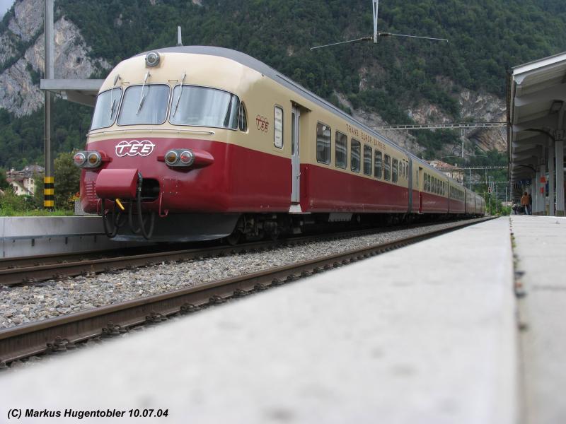 RAe TEE II 1053 am 10.07.04 in Interlaken West