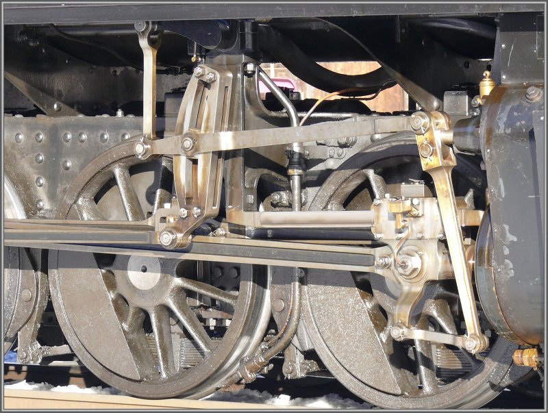 Rderwerk der G 4/5 108 der RhB. (19.02.2008)