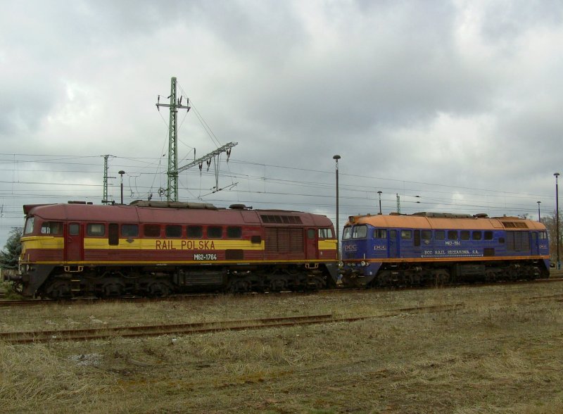 Rail Polska M 62-1764 und PCC M62-1194 am 13.03.2008 im DB Bahnhof Guben