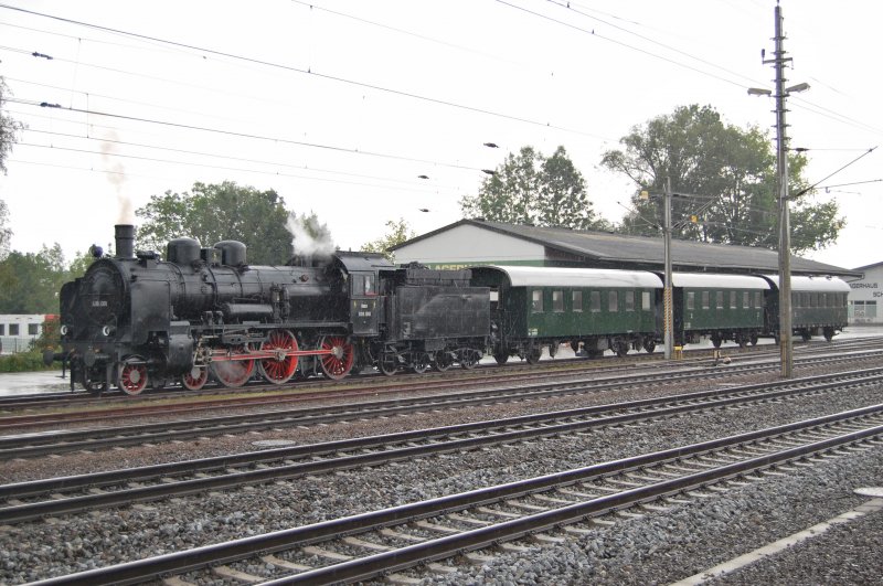 Rail-Show am 01.09.2007 in Schwanenstadt.
Zu sehen war die GEG 638.1301 mit ein 
paar Nostalgiereisewagen.