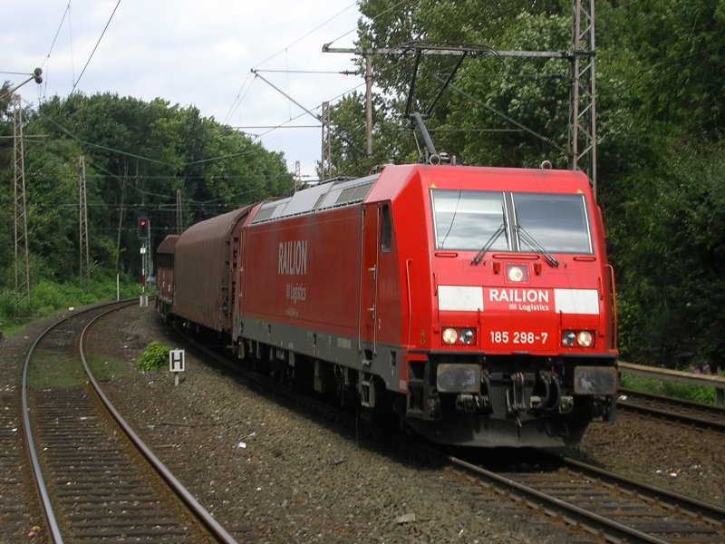 Railion 185 298-7 mit gemischten GZ von Wanne Eickel nach Hagen Vorhalle.(04.09.2008)