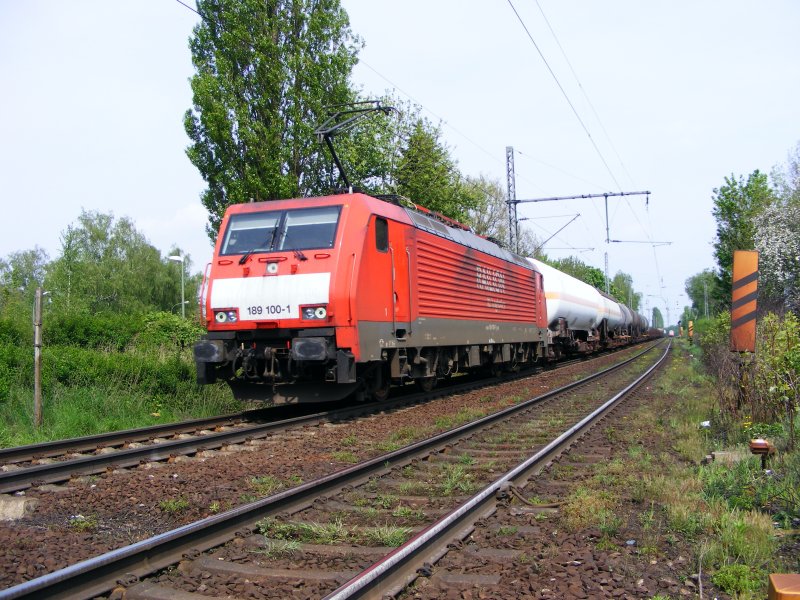 Railion 189 100-1 mit Kessel- und Flachwagen.(30.05.2008)