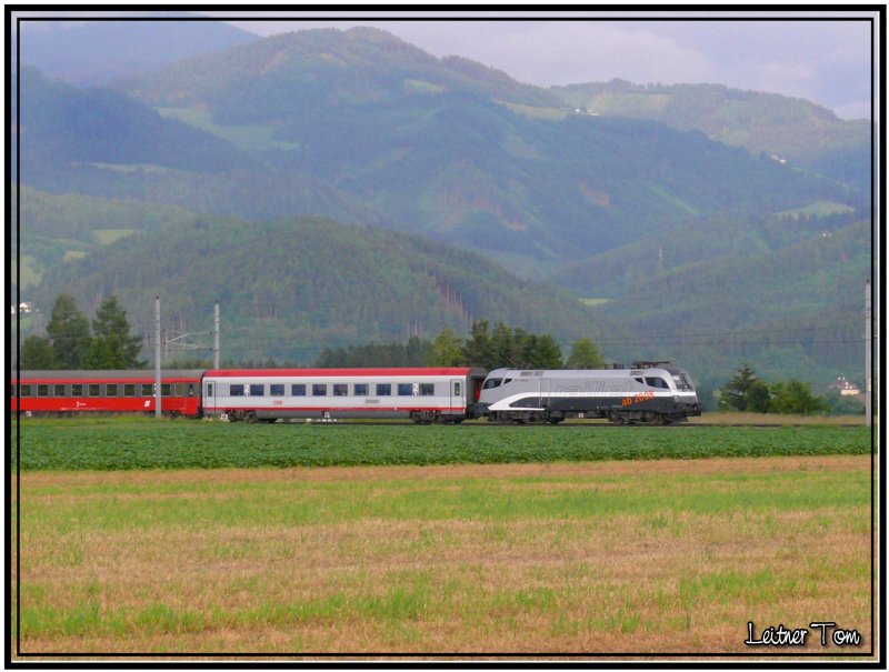Railjet 1016 034-9 Spirit of Salzburg mit Zug EC 631 Alpen Adria Universitt zwischen Lind und Zeltweg 04.06.2007