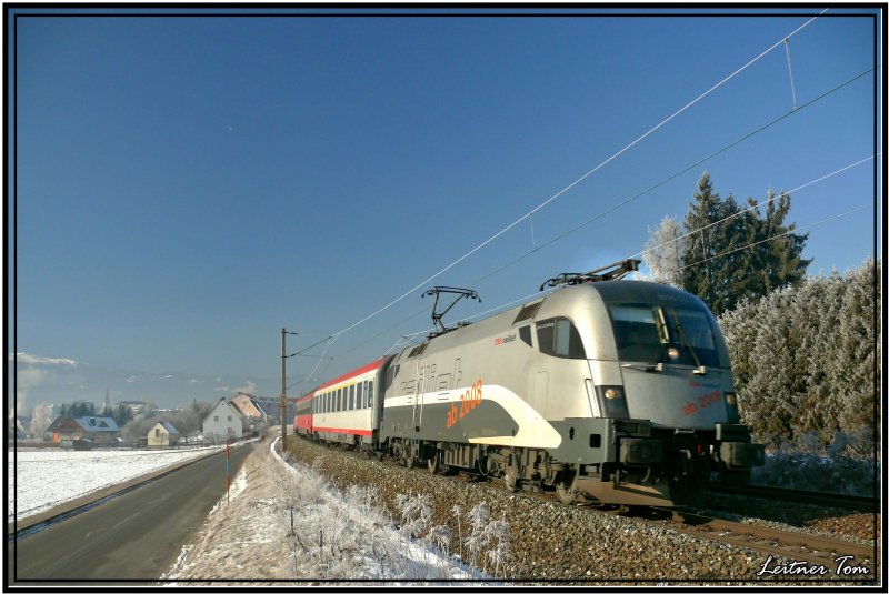 Railjet 1016 034 fhrt mit IC 534 WIFI Karriere Express von Villach nach Wien
21.12.2007